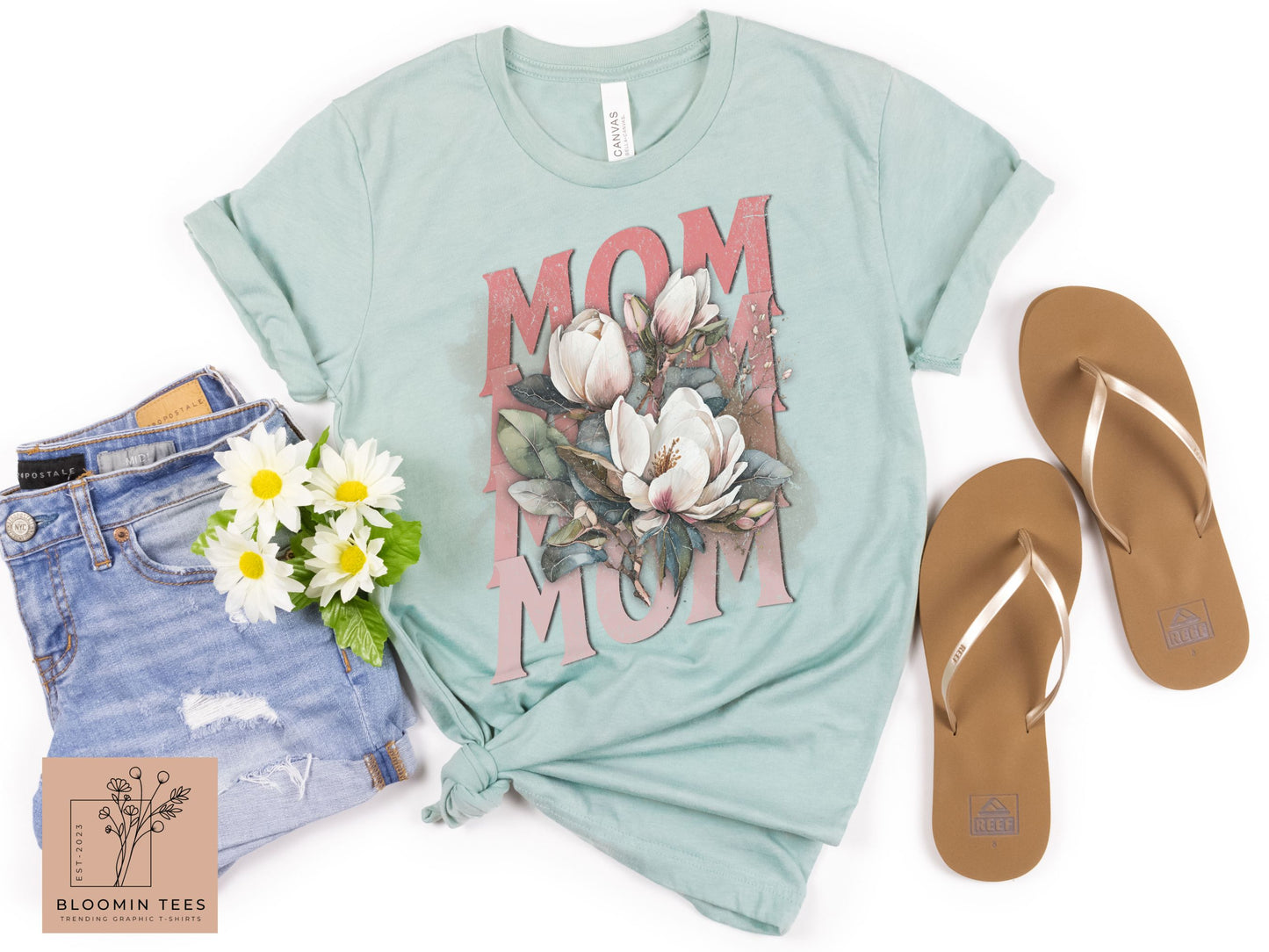 Mom Floral Graphic Tee, Vintage Style Graphic T-shirt, Mother's Day T-shirt, Simple Classic Tee for Mom, Mom Life